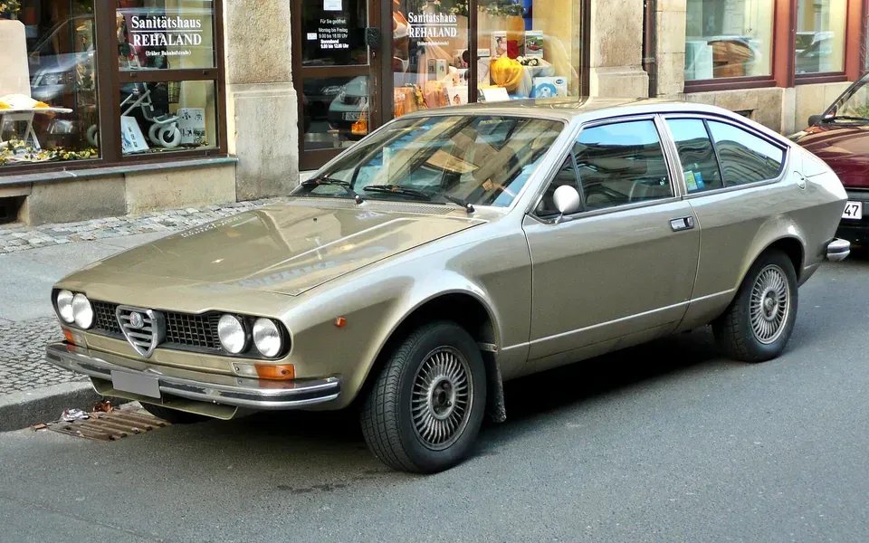 Alfa Romeo Alfetta GTV, photographie du modèle