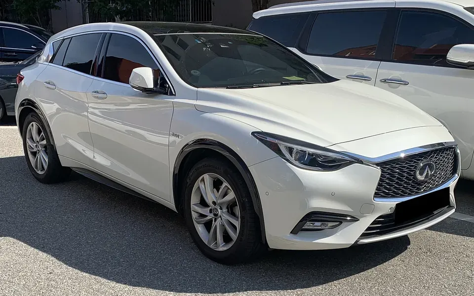Infiniti Q30, modèle de la gamme Infiniti