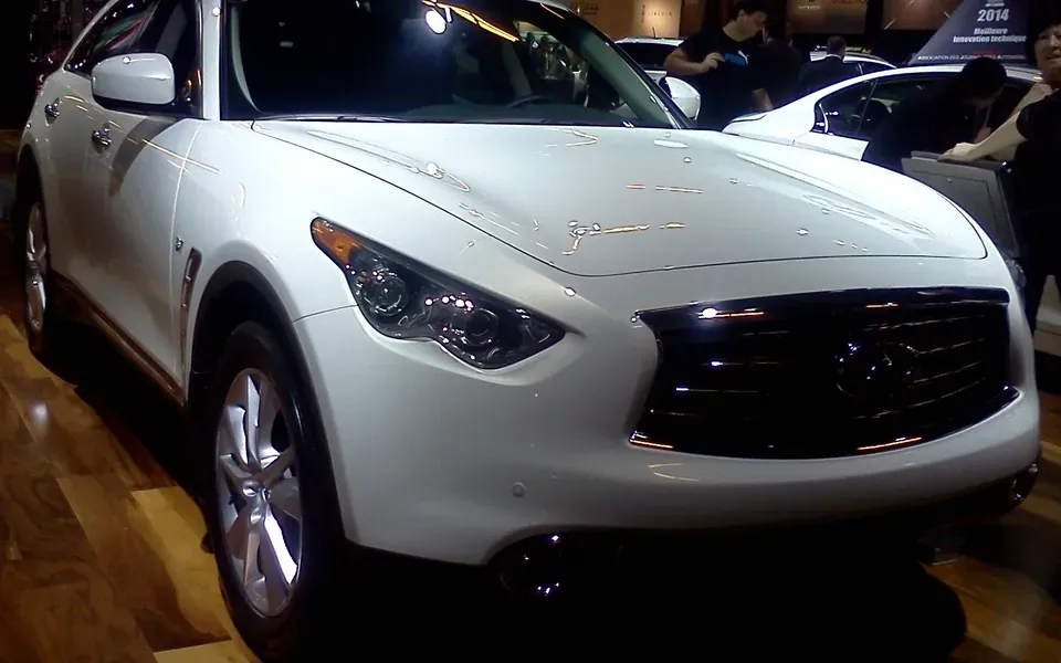 Infiniti QX70, photographie du modèle