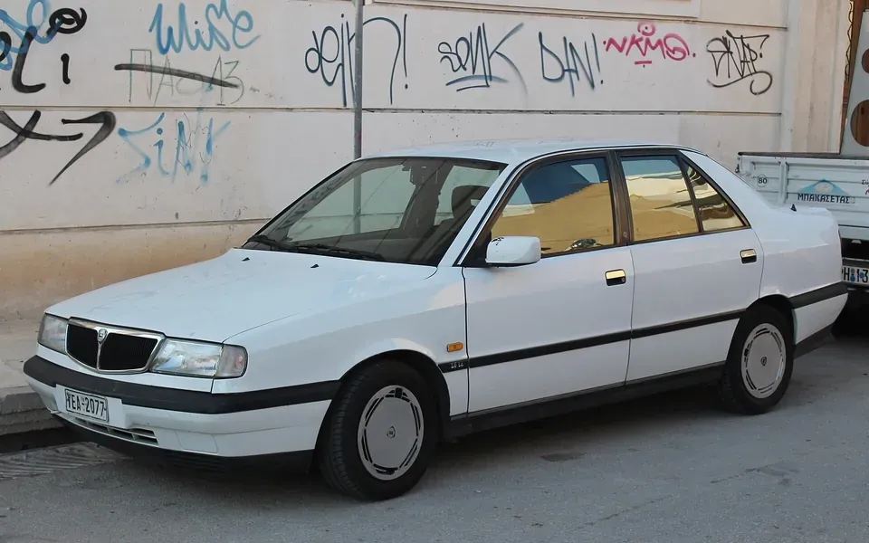 Lancia Dedra, photographie du modèle