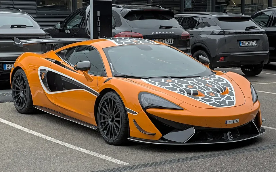 McLaren 620R, photographie du modèle