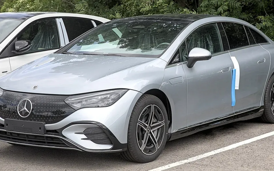 Mercedes-Benz EQE, modèle de la gamme Mercedes-Benz