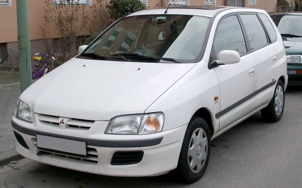 Mitsubishi Space Star, modèle de la gamme Mitsubishi